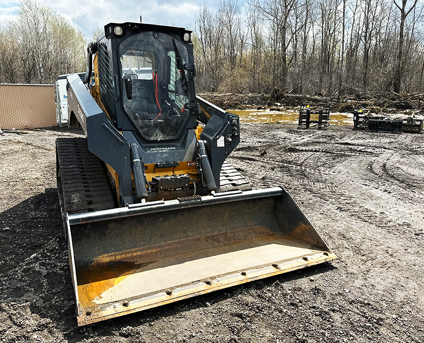 skid steer rental 2